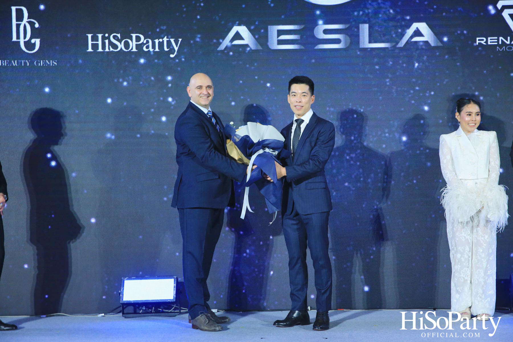 ‘THE NEW ERA OF WORLD CLASS MEDICAL AESTHETIC LASER’ งานฉลองครบรอบ 10 ปี ‘AESLA’