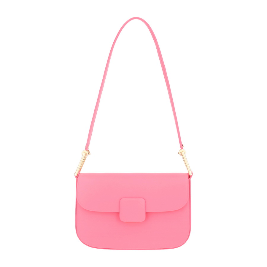 CHARLES & KEITH ปล่อยแคมเปญ Spring 2023 โดยถ่ายทอดผ่าน ITZY Global Brand Ambassador ของแบรนด์