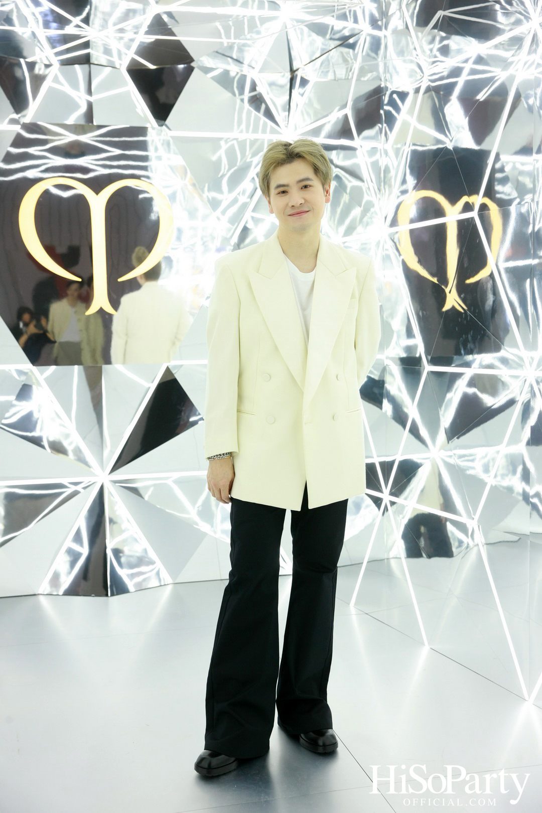 MULTI LEVEL BRIGHTENING BY CLÉ DE PEAU BEAUTÉ