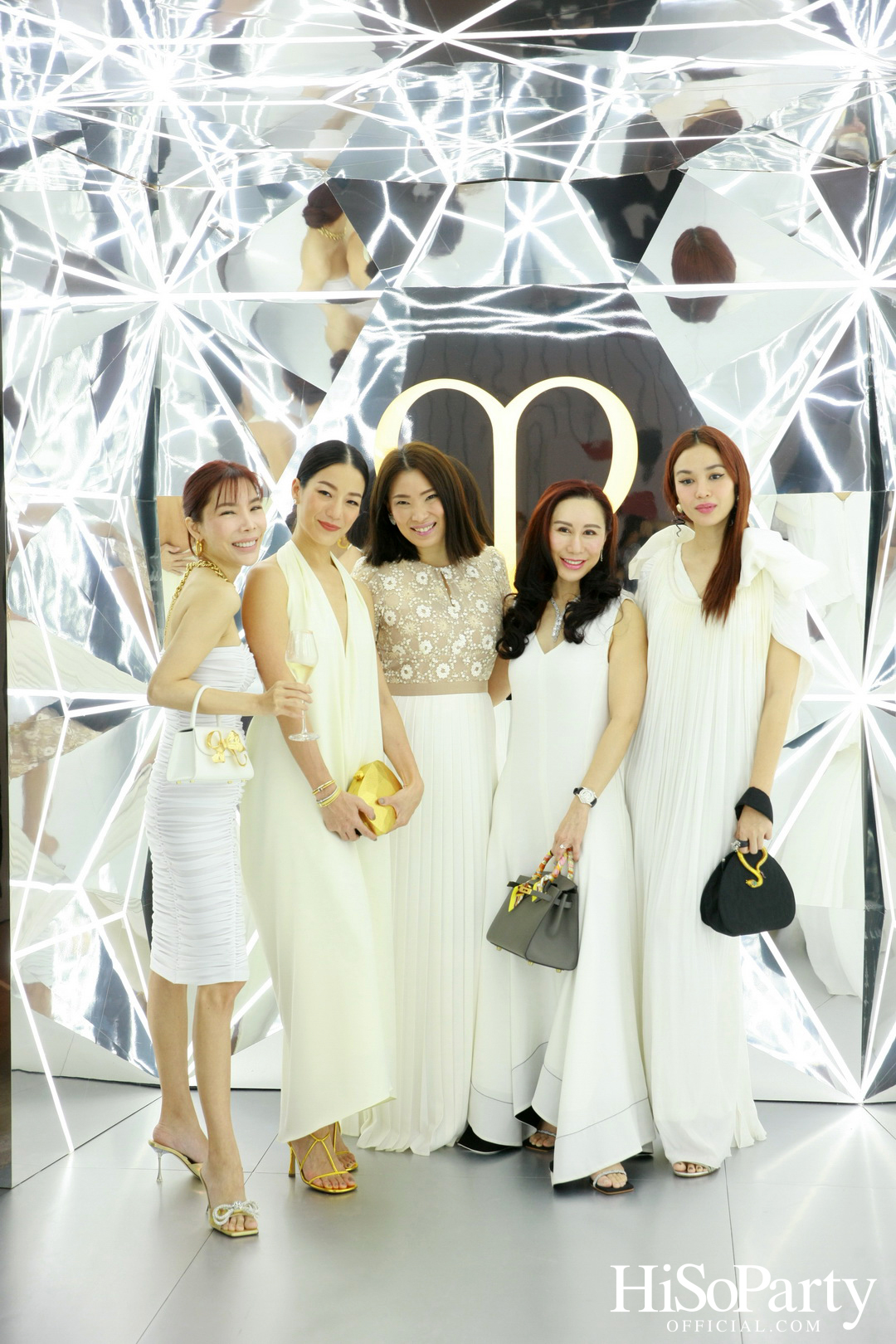 MULTI LEVEL BRIGHTENING BY CLÉ DE PEAU BEAUTÉ