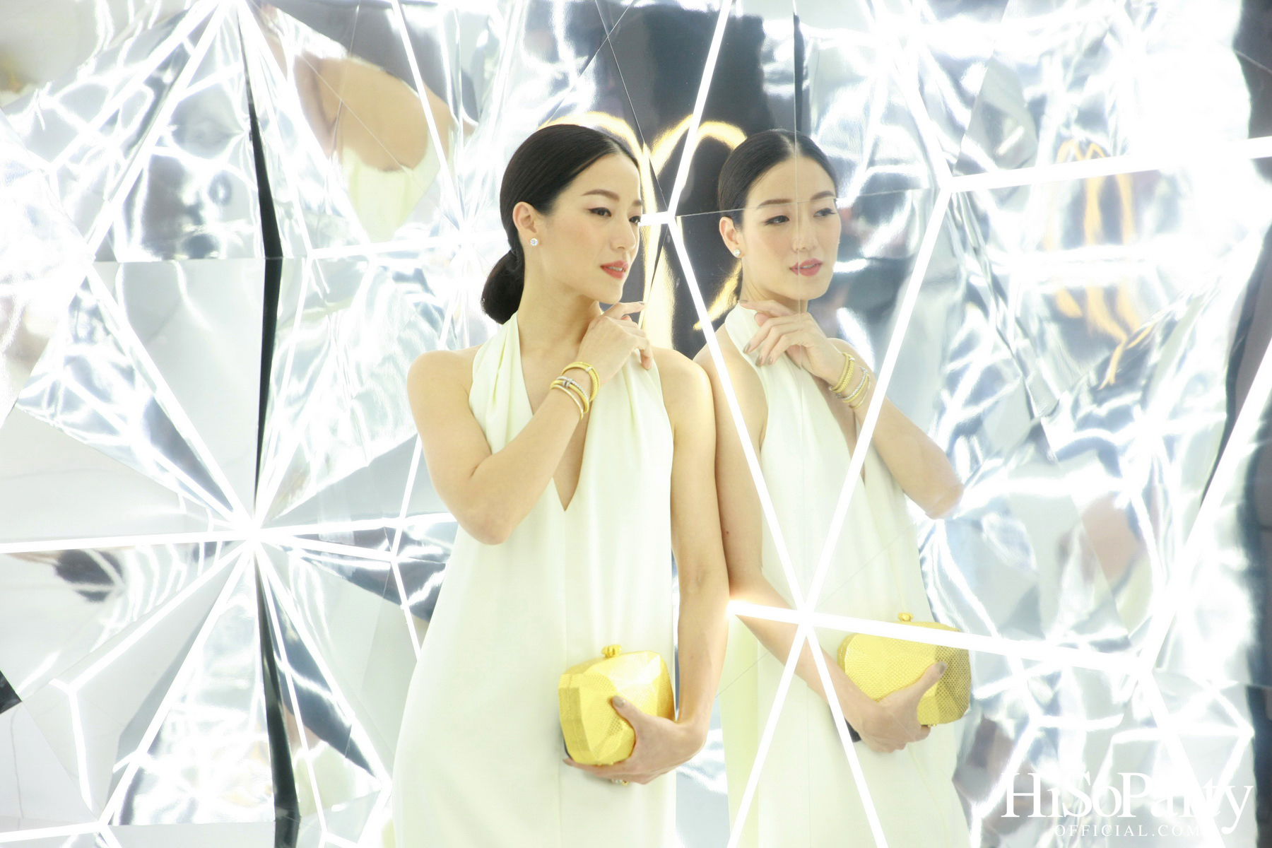 MULTI LEVEL BRIGHTENING BY CLÉ DE PEAU BEAUTÉ