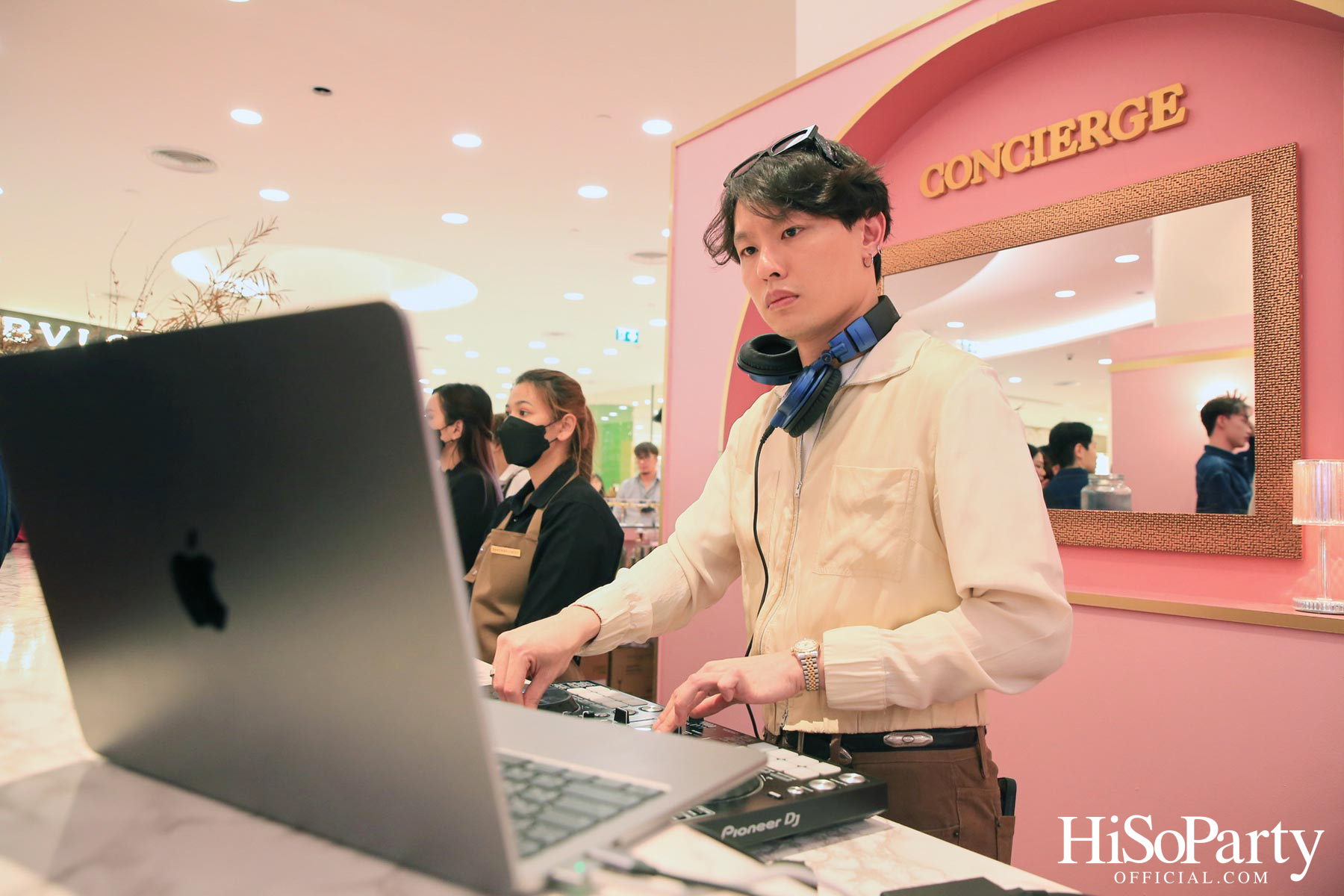 EMPORIUM EMQUARTIER #EMFASHIONICON SUMPTUOUS SUMMER 2023