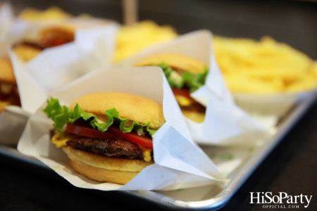 งานเปิดตัว Shake Shack ร้านเบอร์เกอร์ชื่อดังจากมหานครนิวยอร์ก