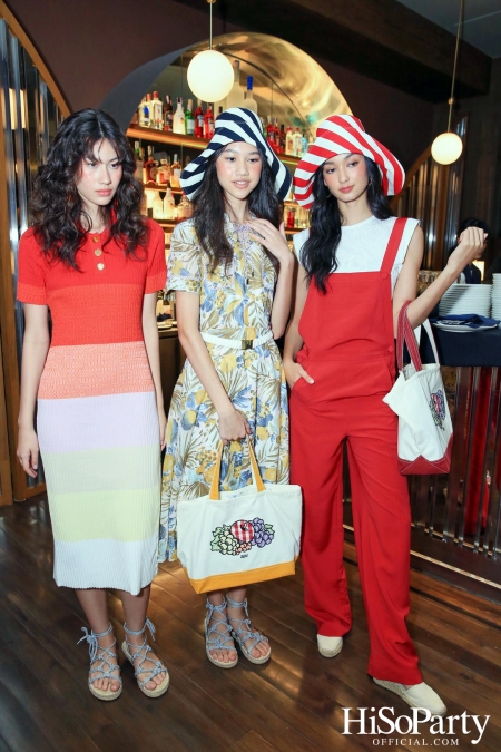 asv Spring/Summer 2023 Collection Trunk Show ‘Postcard from the Seaside’ 