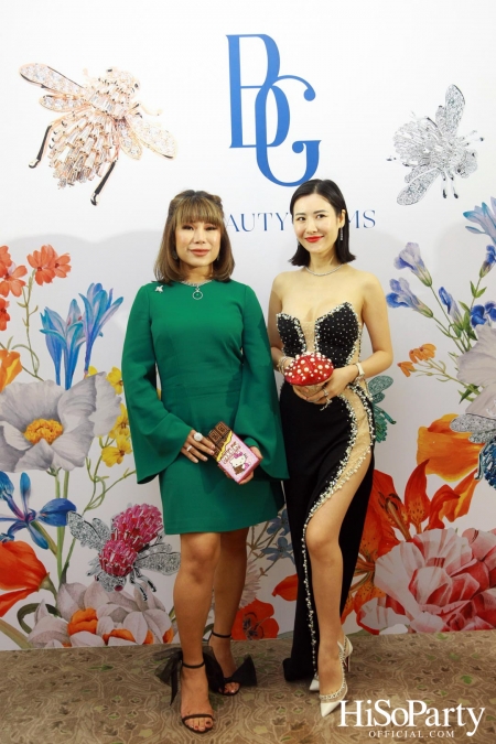 EVENING GOWN WITH DIAMOND ON THE RED CARPET