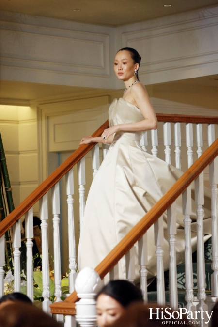 EVENING GOWN WITH DIAMOND ON THE RED CARPET