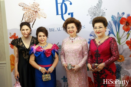 EVENING GOWN WITH DIAMOND ON THE RED CARPET