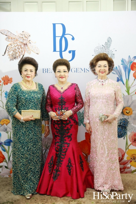 EVENING GOWN WITH DIAMOND ON THE RED CARPET