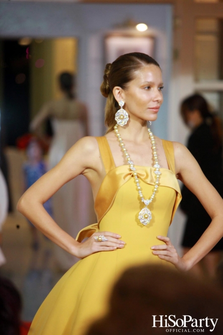 EVENING GOWN WITH DIAMOND ON THE RED CARPET