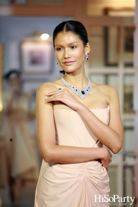 EVENING GOWN WITH DIAMOND ON THE RED CARPET