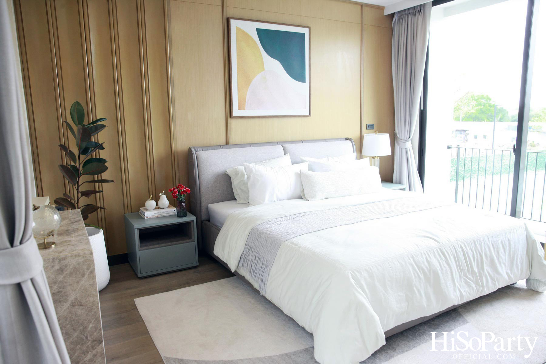 AN AFTERNOON WITH ‘AERIE’