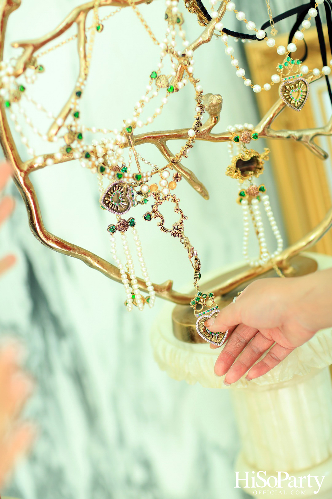 The Unvieling : ‘House of Barocco Glass Boutique’