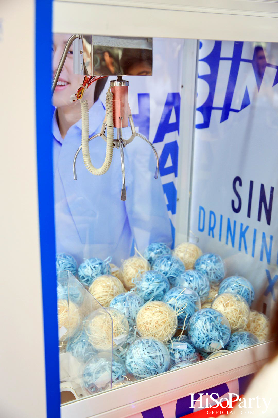 SINGHA DRINKING WATER X BILLKIN