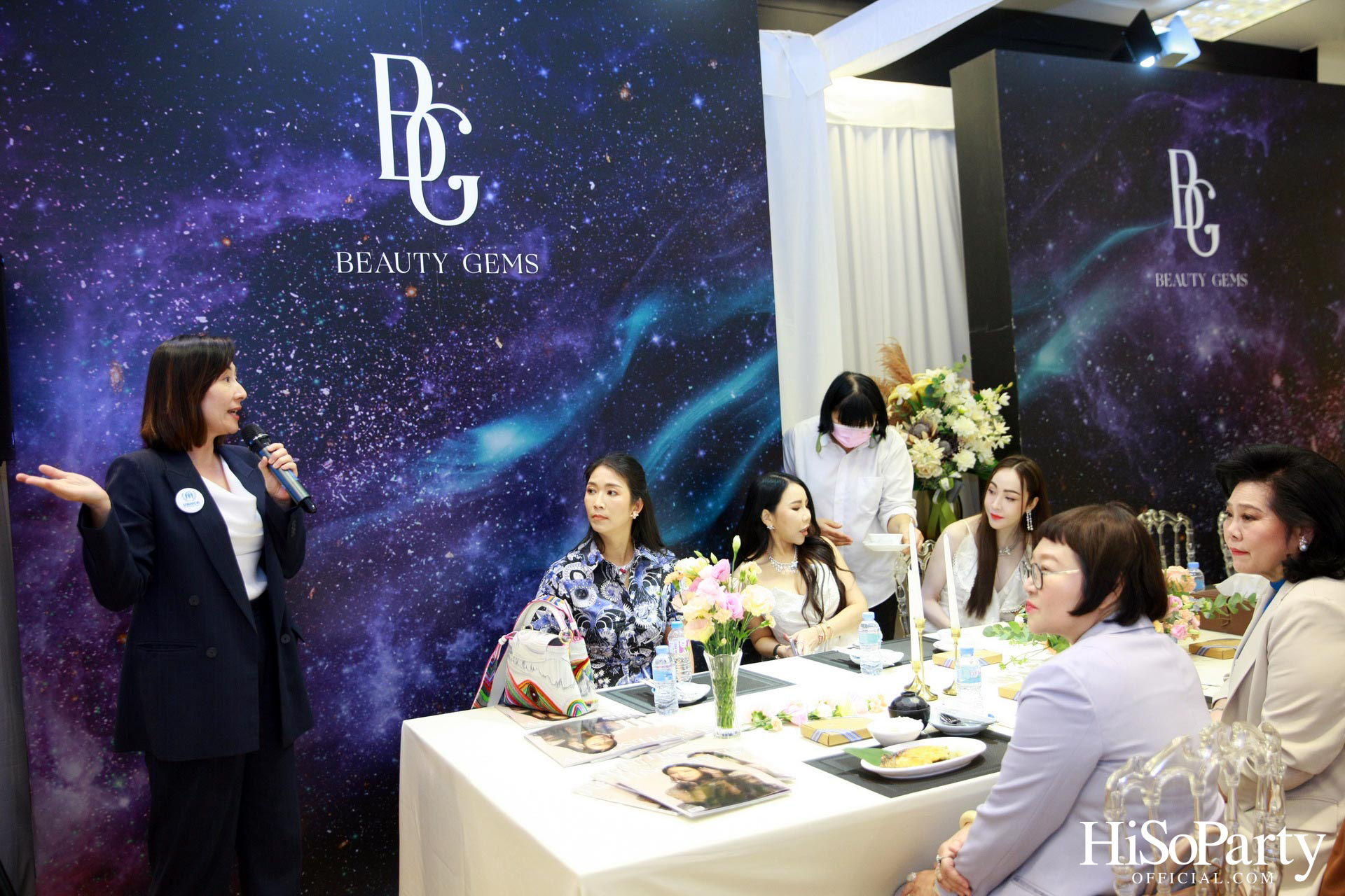 Leading Women Lunch to Help Refugees