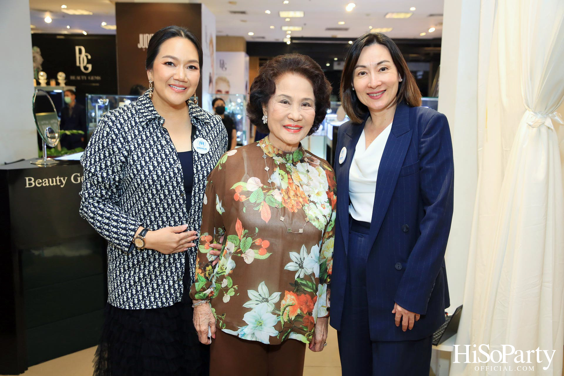 Leading Women Lunch to Help Refugees