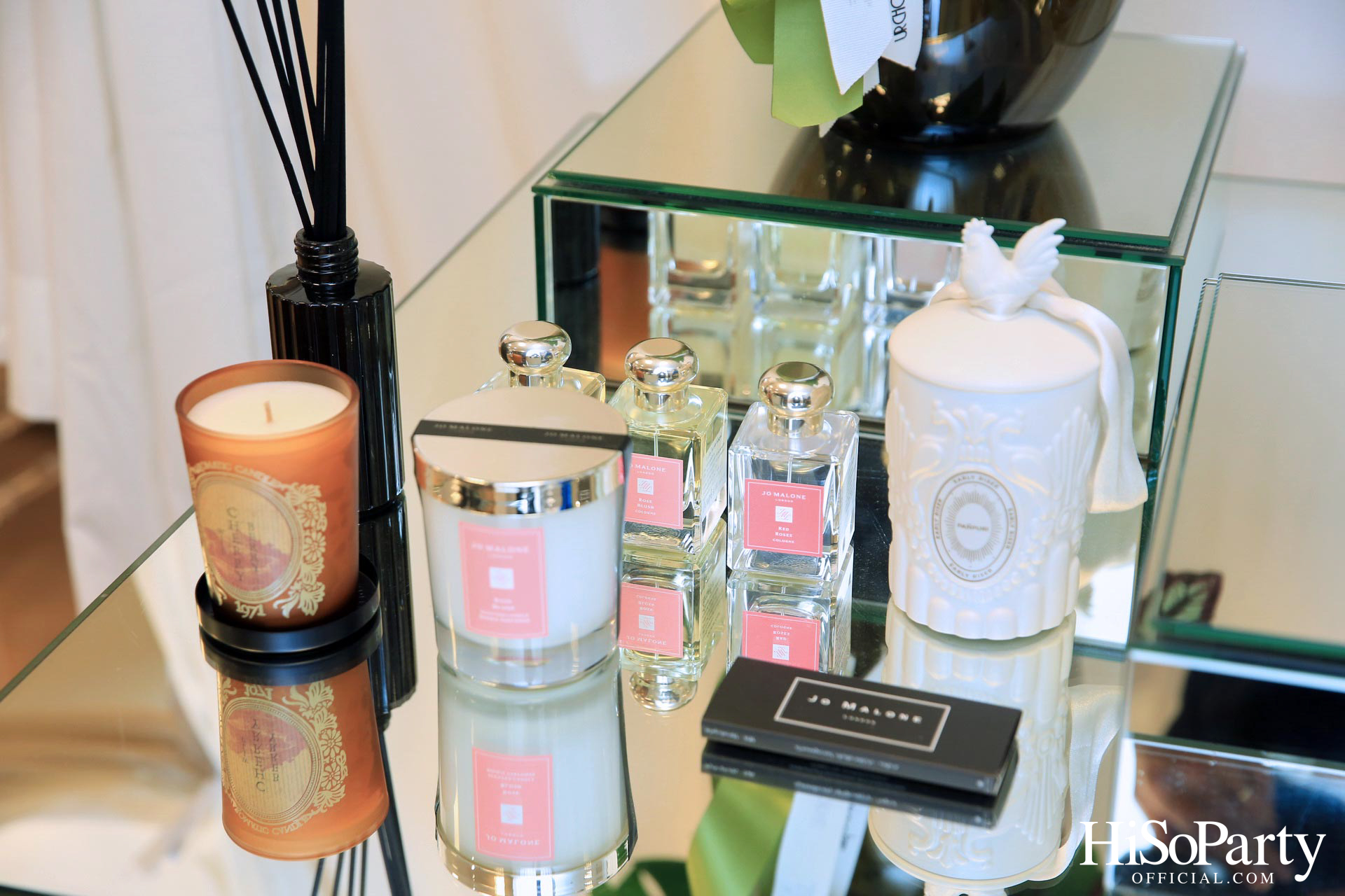 Leading Women Lunch to Help Refugees