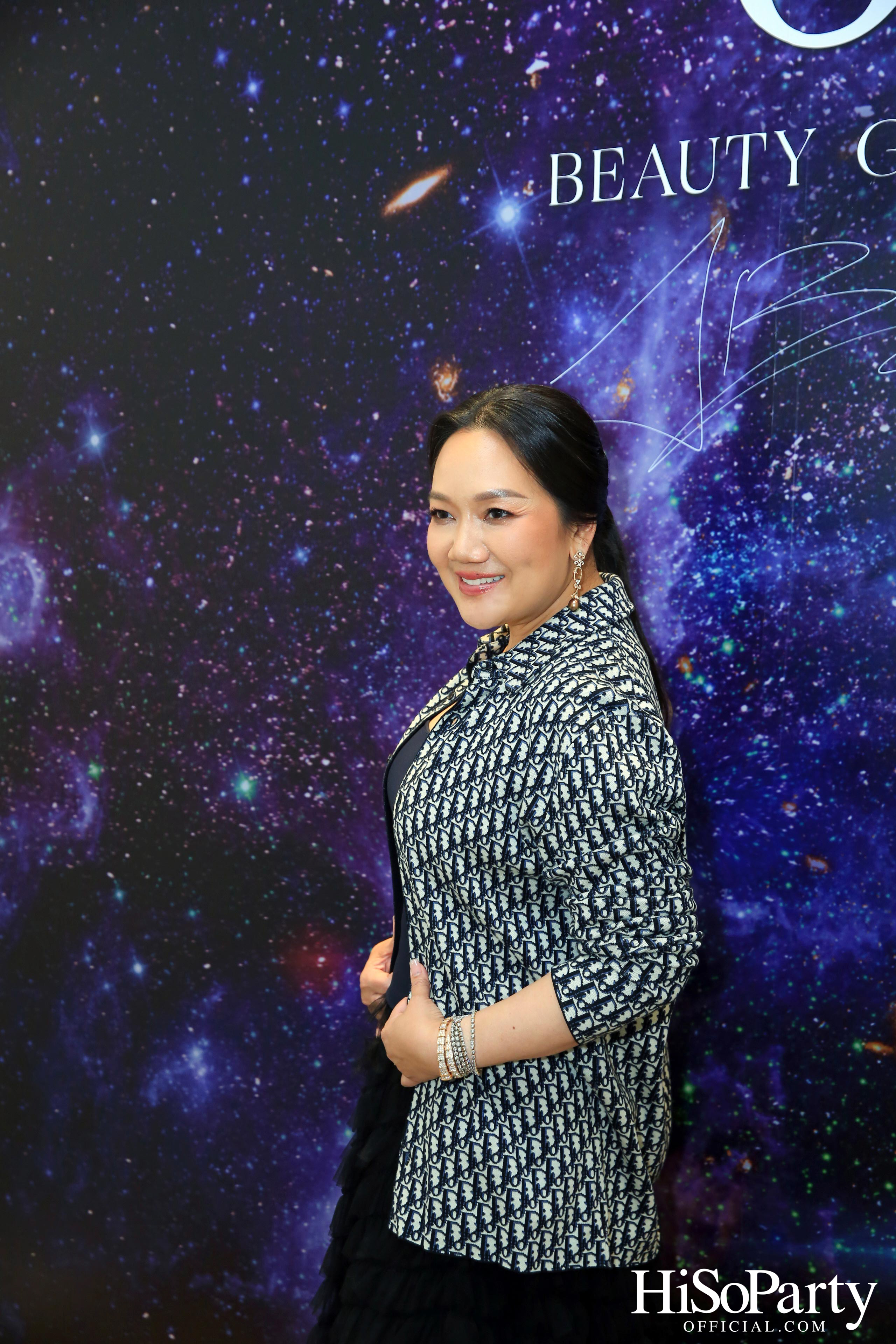 Leading Women Lunch to Help Refugees