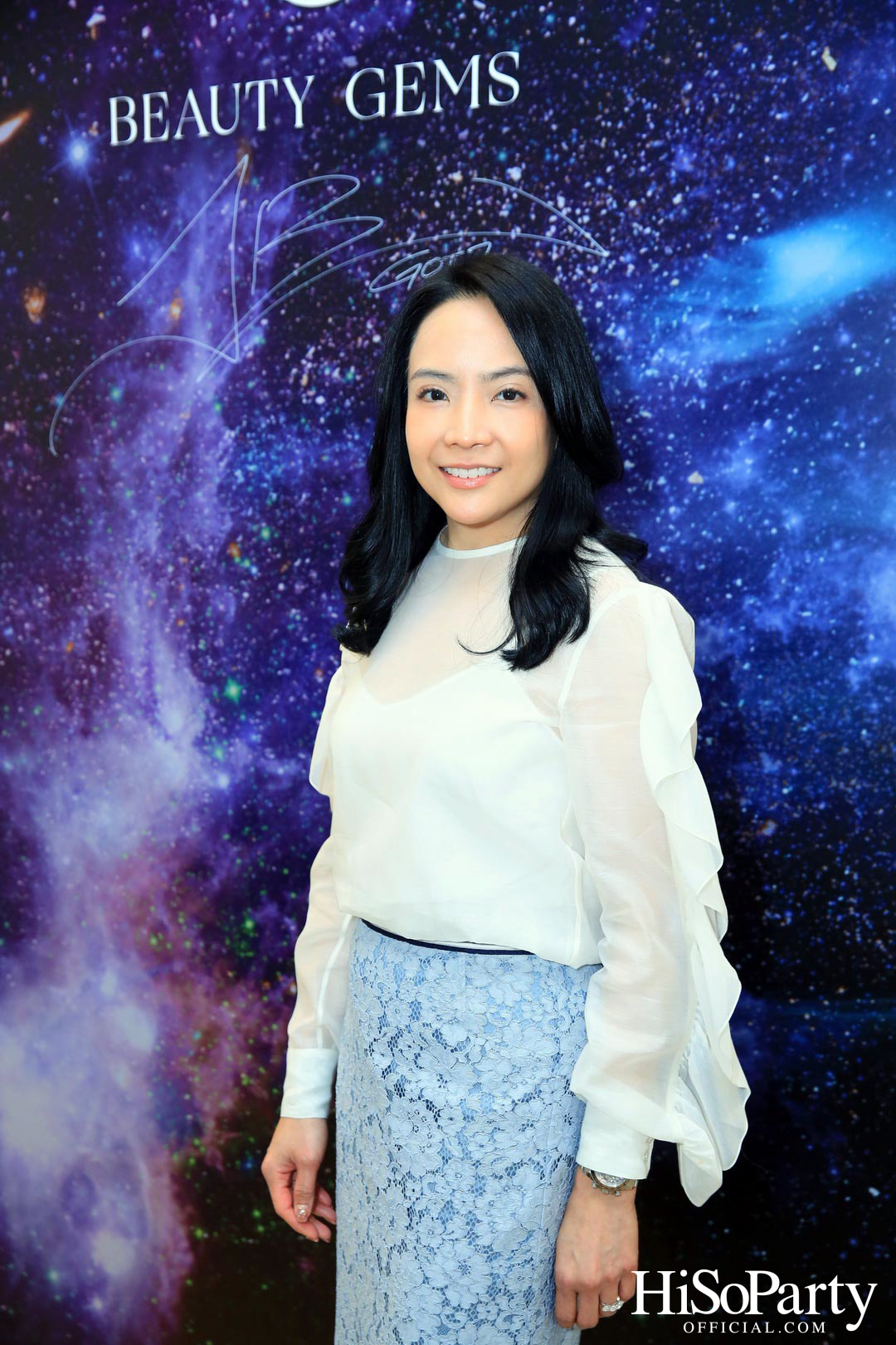 Leading Women Lunch to Help Refugees