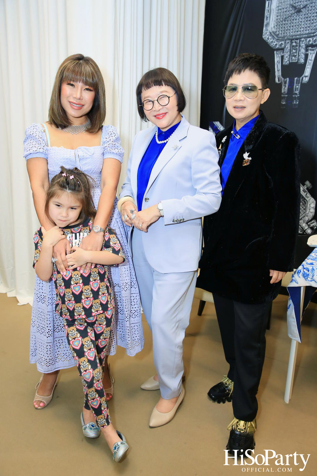 Leading Women Lunch to Help Refugees