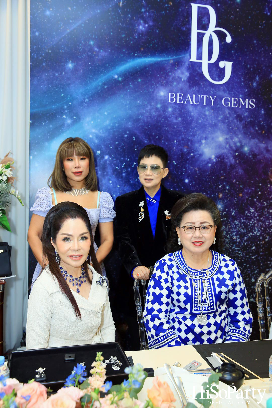 Leading Women Lunch to Help Refugees