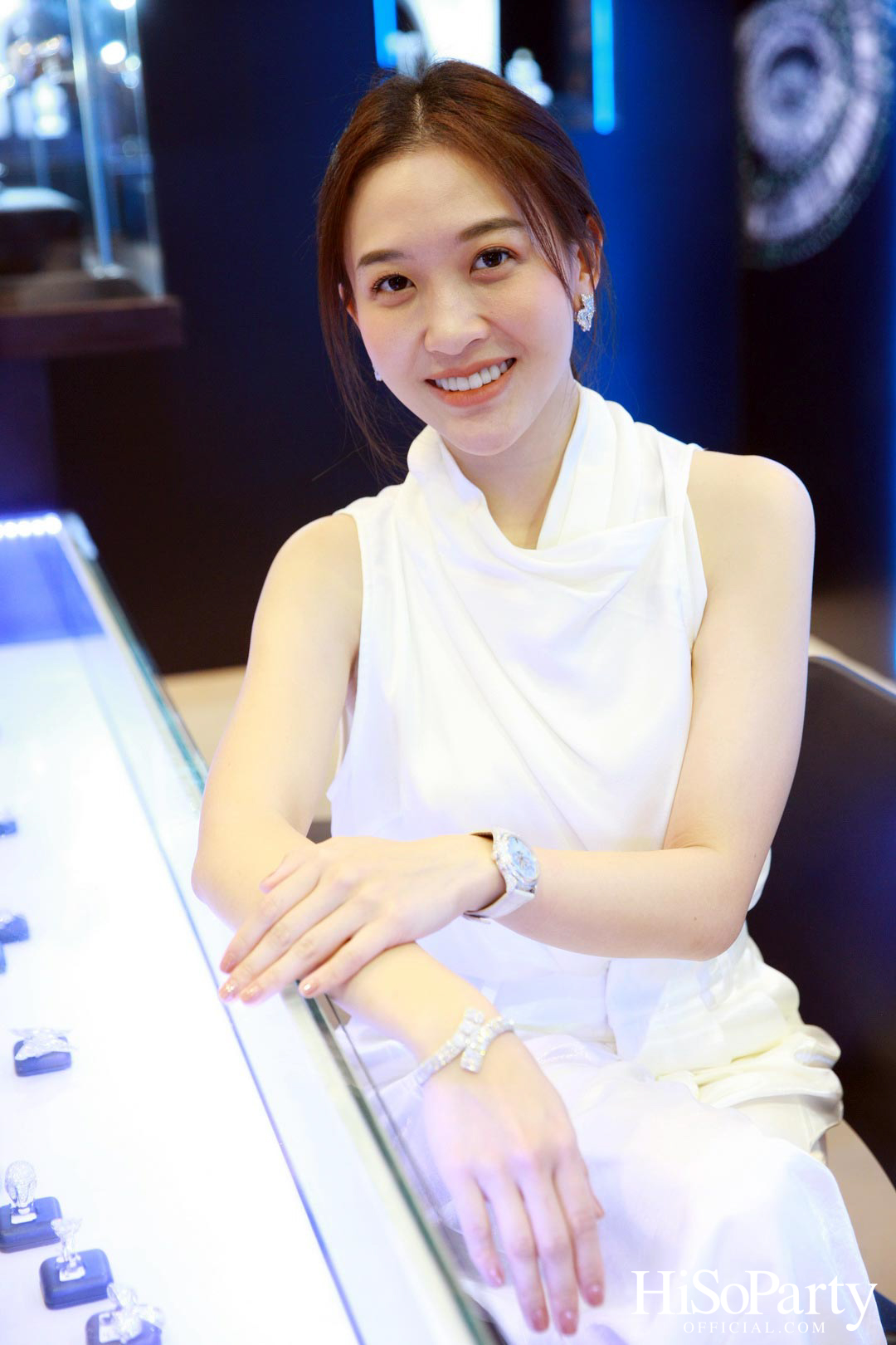 Leading Women Lunch to Help Refugees