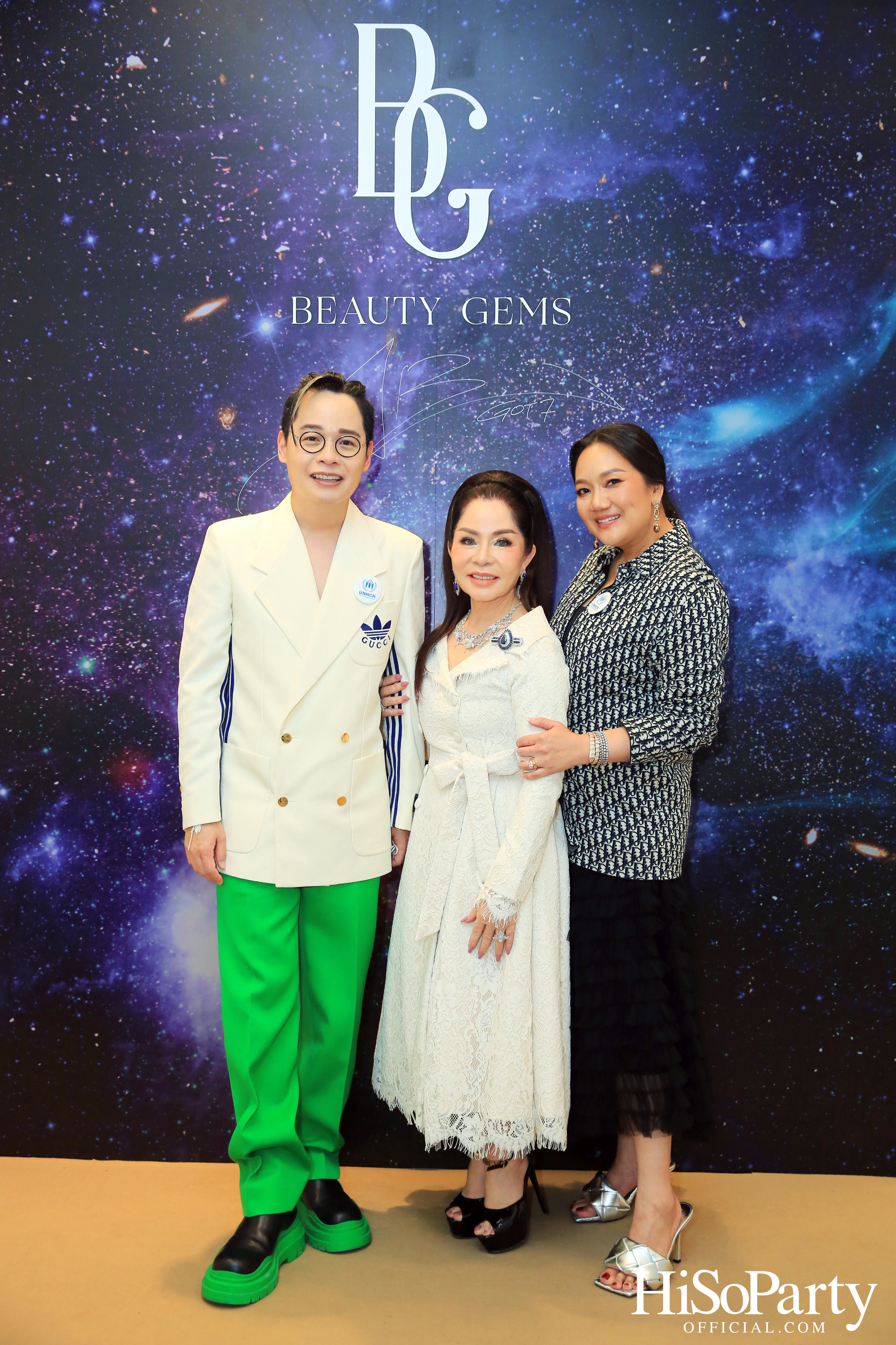 Leading Women Lunch to Help Refugees