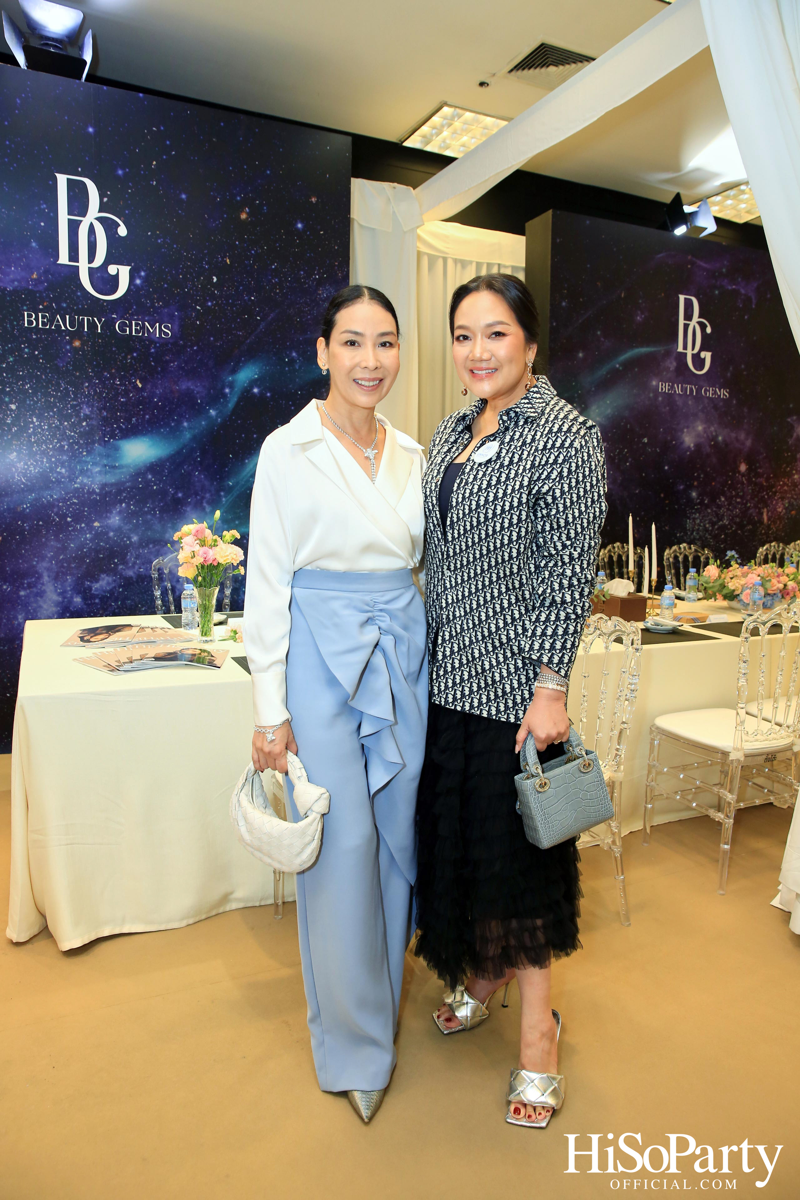 Leading Women Lunch to Help Refugees