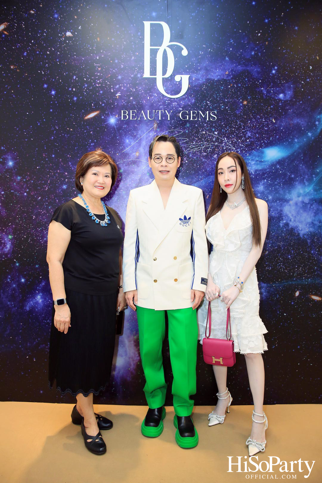 Leading Women Lunch to Help Refugees