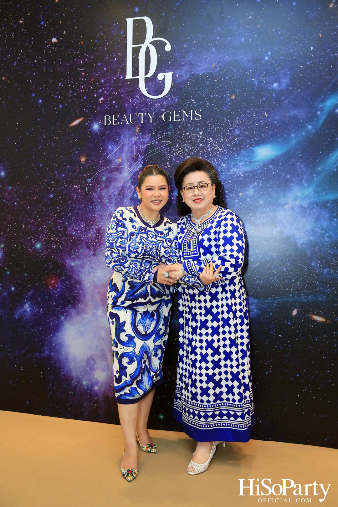 Leading Women Lunch to Help Refugees