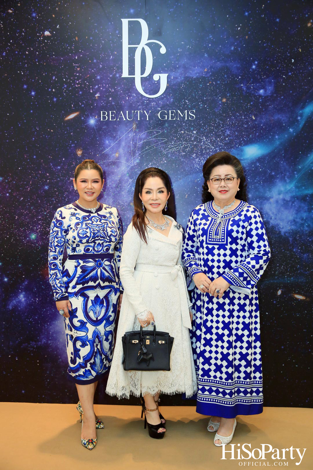 Leading Women Lunch to Help Refugees