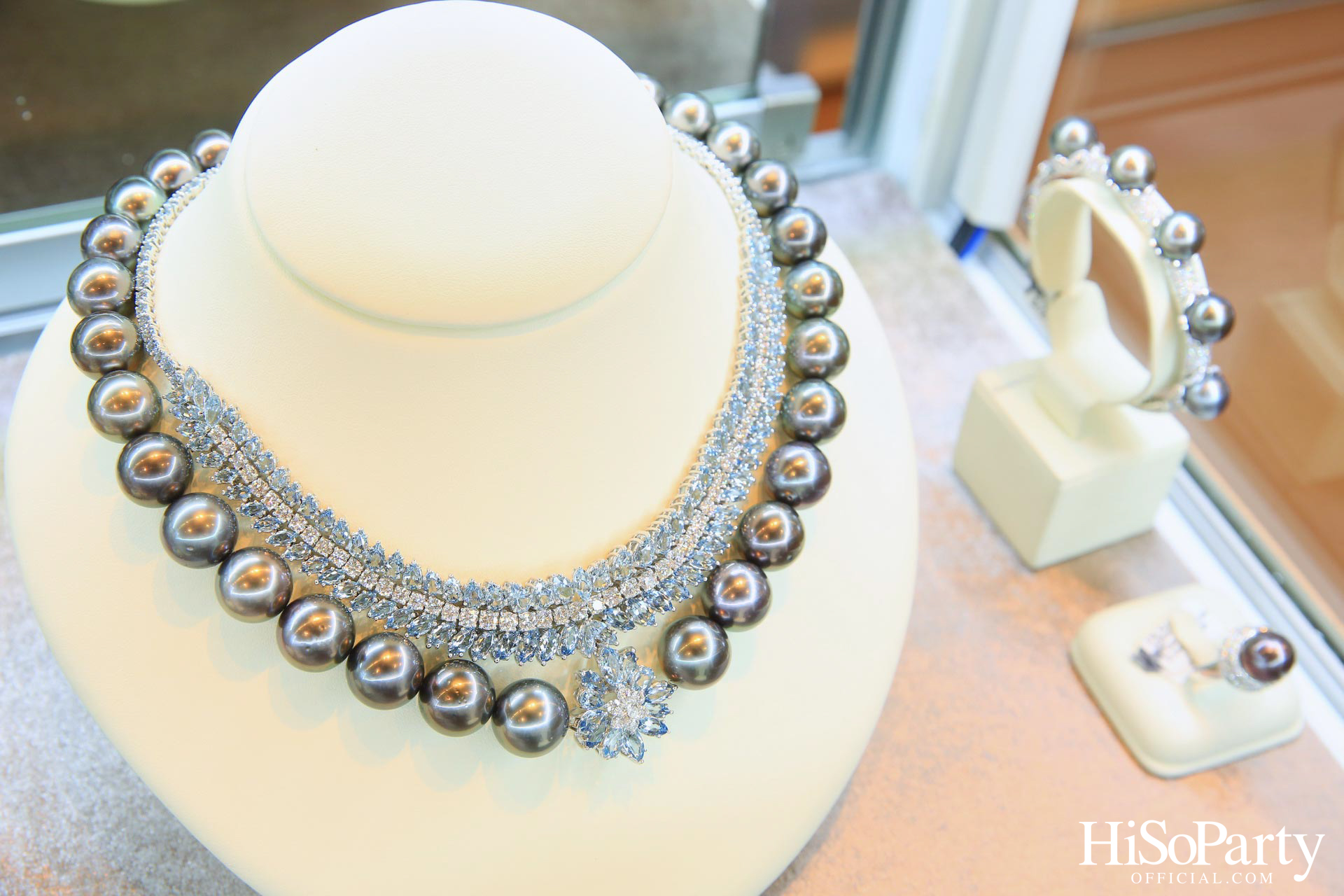 BEAUTY GEMS SPRING/SUMMER COLLECTION 2023 x HiSoParty 20th ANNIVERSARY ISSUE