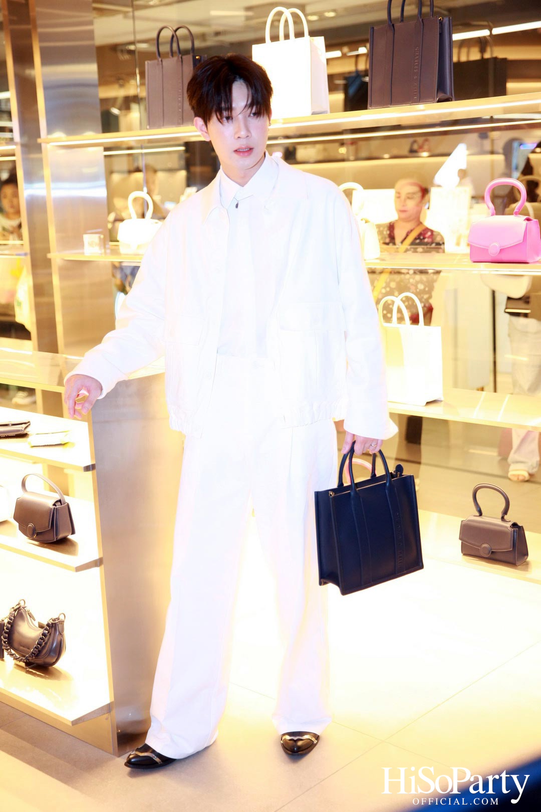 CHARLES & KEITH Re-opening store at Siam Center