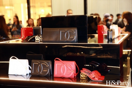 DG LOGO BAG POP UP STORE ณ ศูนย์การค้าสยามพารากอน