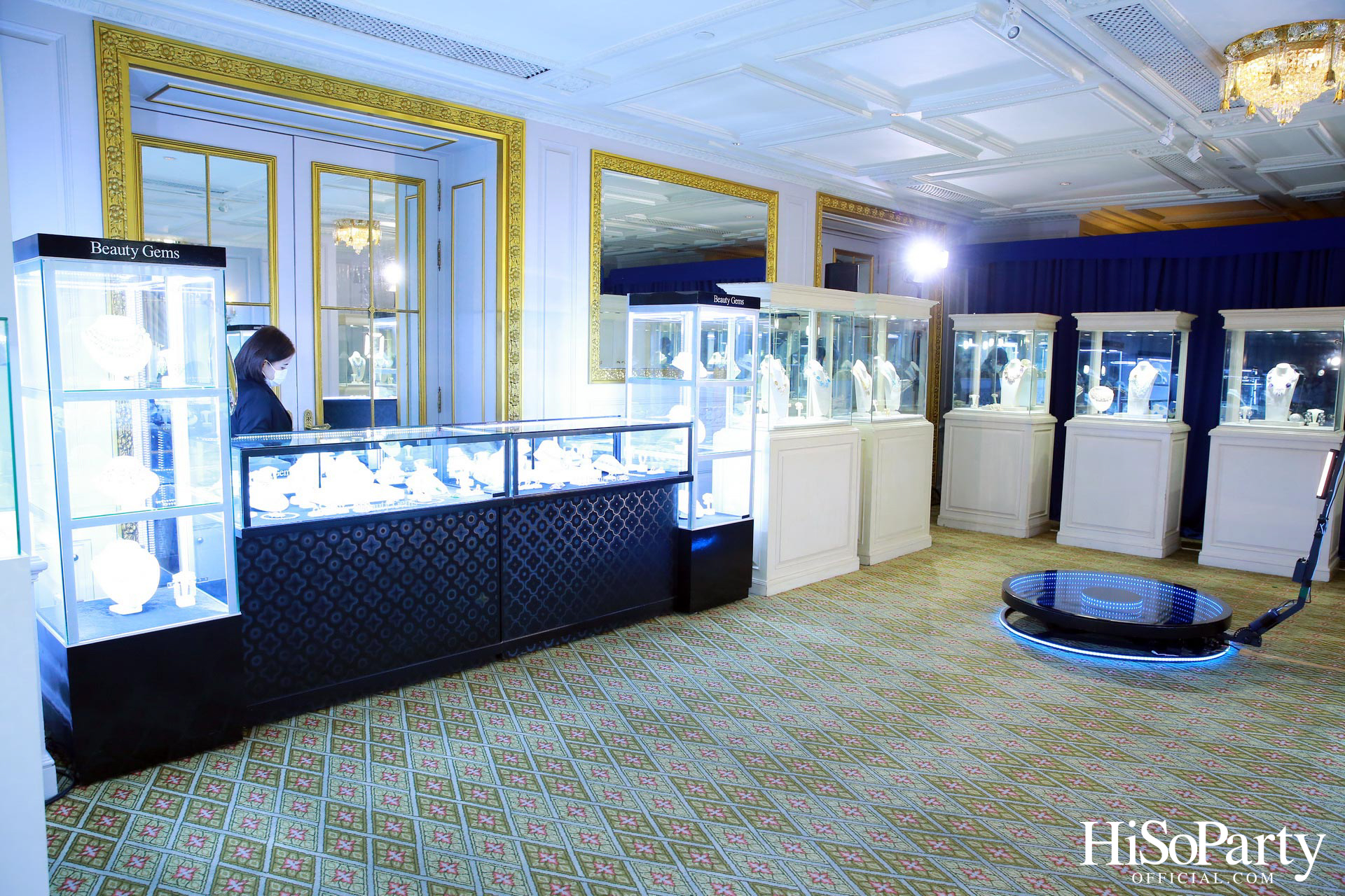 Beauty Gems ‘A High Jewelry Sit -Down Lunch’