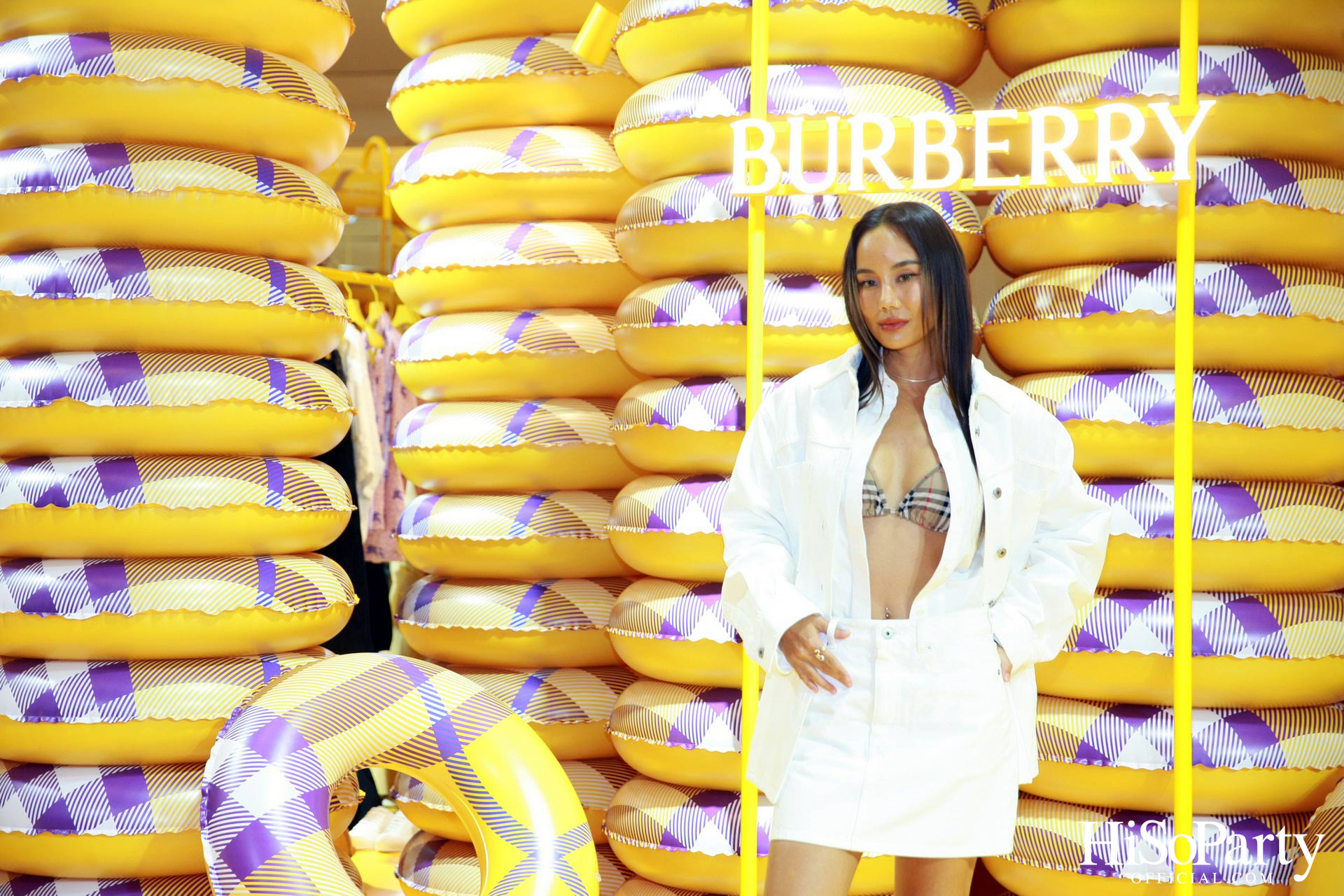 A BURBERRY SUMMER POP-UP 