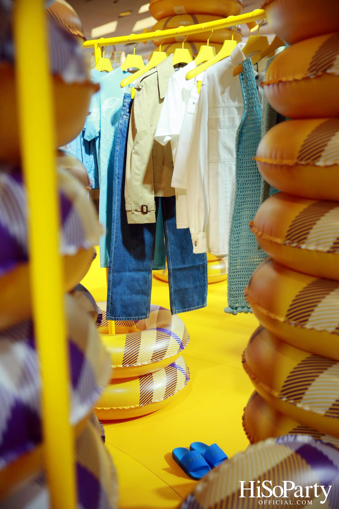 A BURBERRY SUMMER POP-UP 