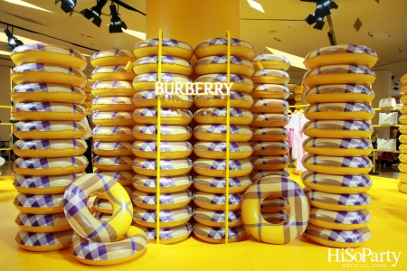 A BURBERRY SUMMER POP-UP 