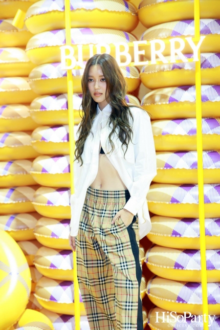 A BURBERRY SUMMER POP-UP 