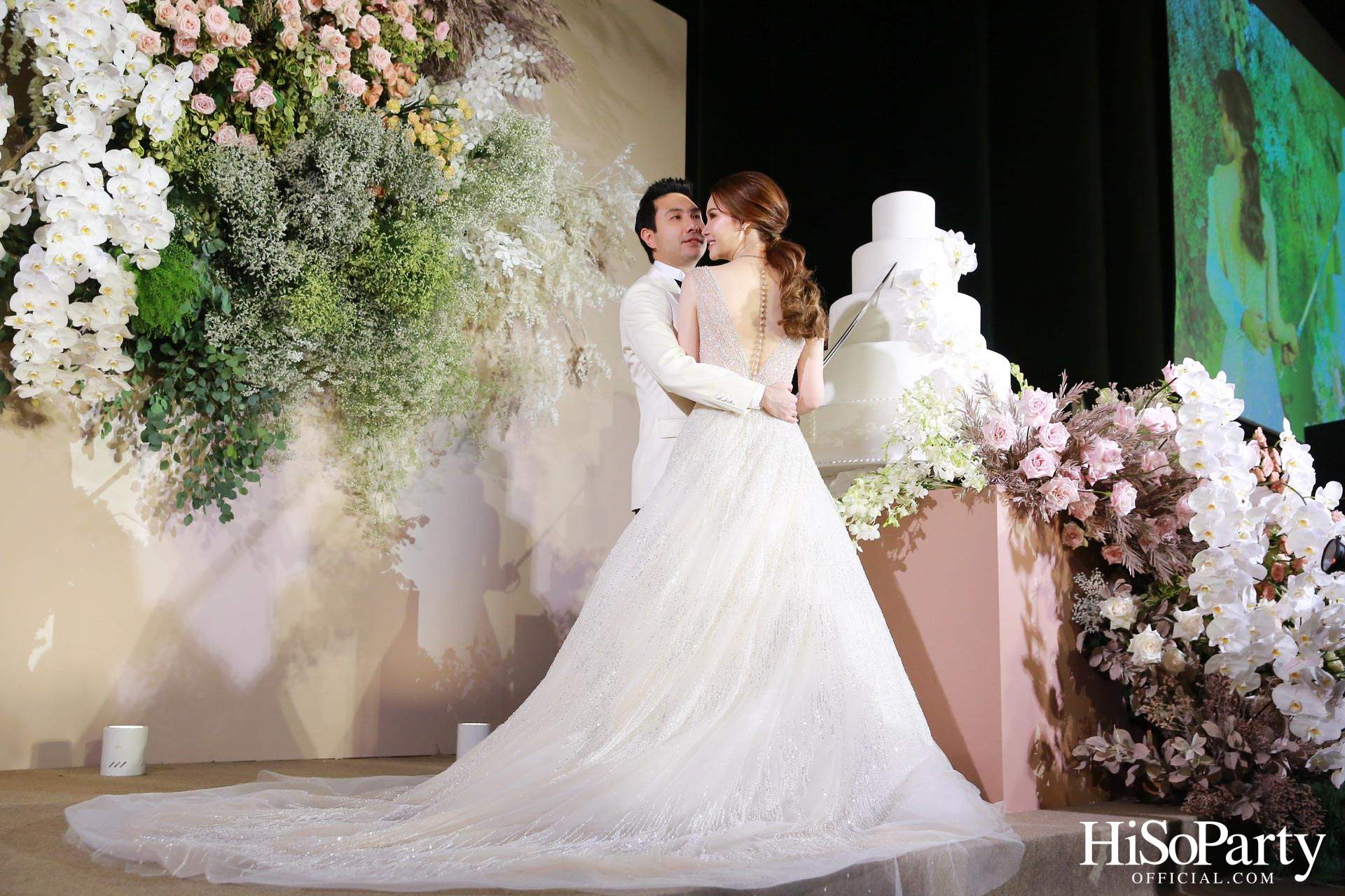 งานฉลองพิธีสมรสพระราชทานระหว่าง การัณย์ อังอุบลกุล และ แพรวพิณญ์ อุดมปณิธ