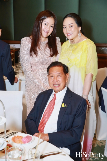 งานฉลองพิธีสมรสพระราชทานระหว่าง ดร.การัณย์ อังอุบลกุล และคุณแพรวพิณญ์ อุดมปณิธ