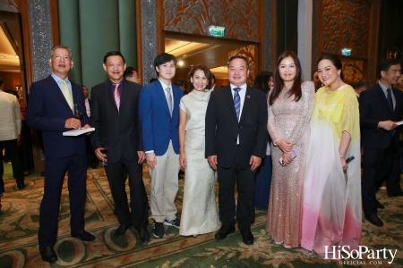 งานฉลองพิธีสมรสพระราชทานระหว่าง ดร.การัณย์ อังอุบลกุล และคุณแพรวพิณญ์ อุดมปณิธ