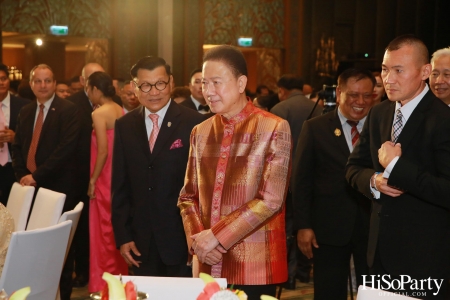 งานฉลองพิธีสมรสพระราชทานระหว่าง ดร.การัณย์ อังอุบลกุล และคุณแพรวพิณญ์ อุดมปณิธ