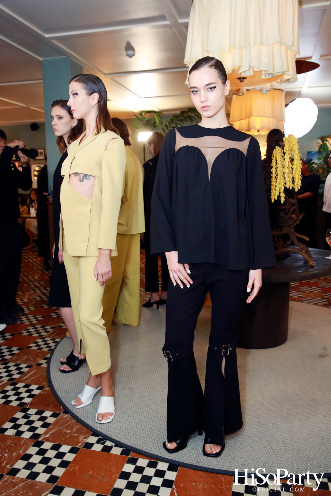 ARCHIVE026 จัดงานเปิดตัวคอลเลกชั่น PRE FALL 2023 ‘DARKNESS IN THE DAWN’