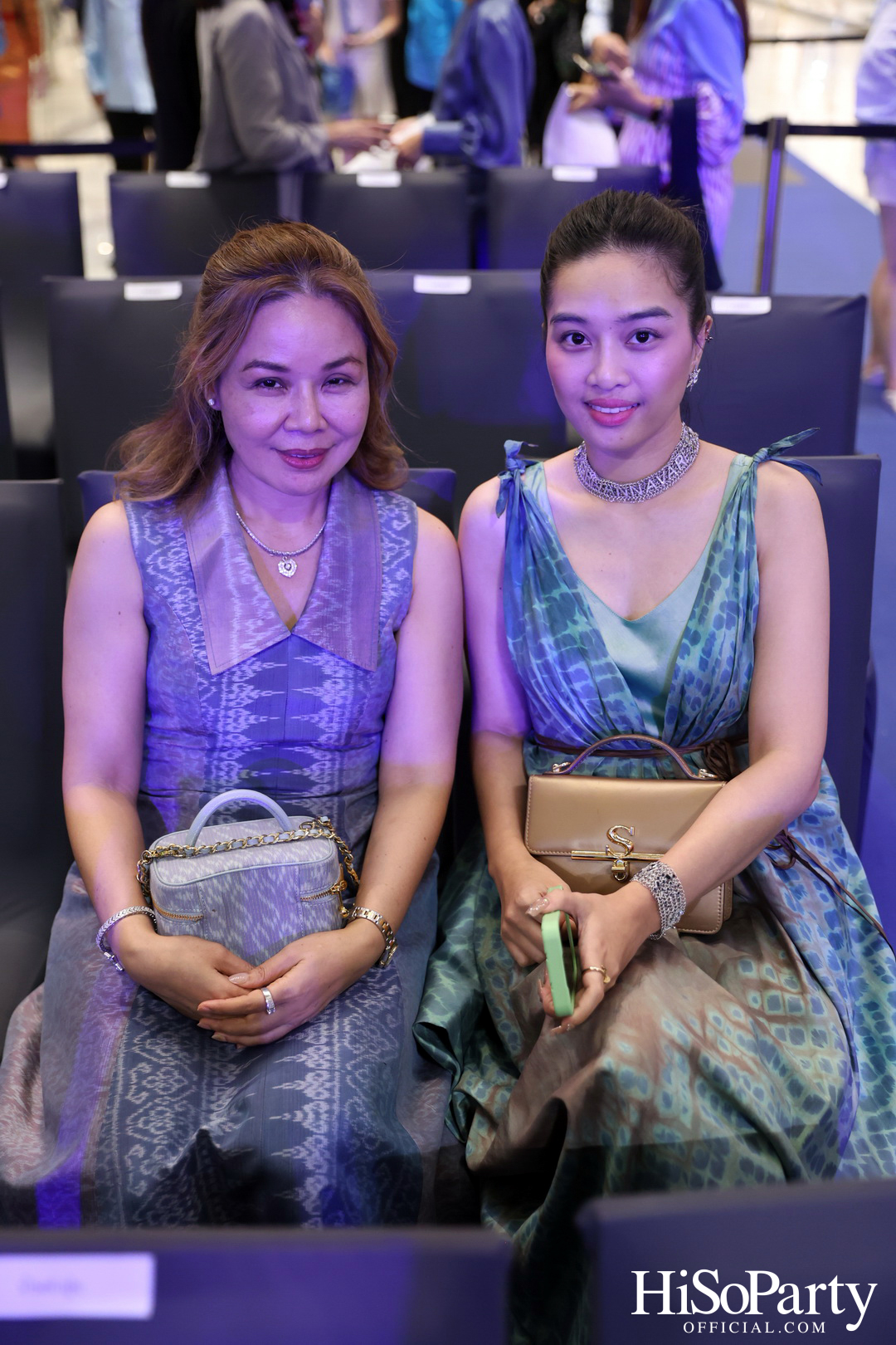 พิธีเปิดงาน ‘แสงแห่งพระบารมี สดุดีพระบรมราชชนนีศรีแผ่นดิน’ ที่จัดขึ้นระหว่างวันที่ 8-14 ส.ค. ณ ไอคอนสยาม