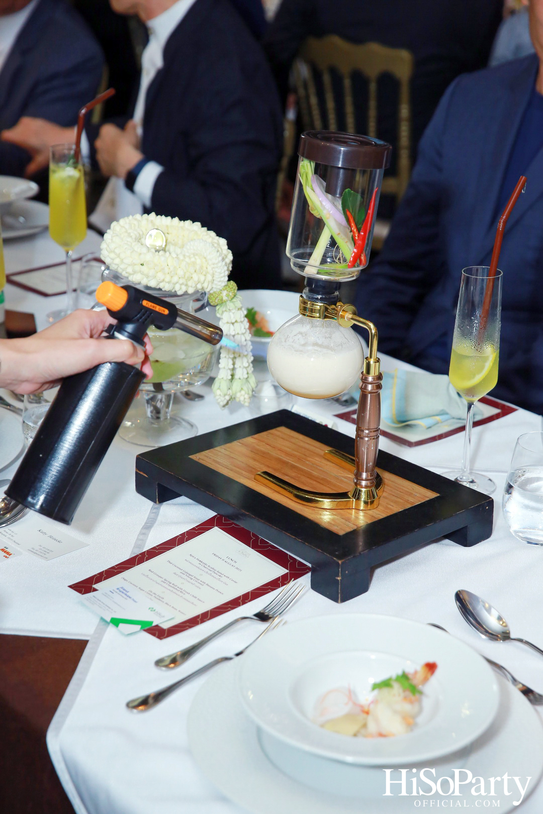 งานเลี้ยงต้อนรับ แทมมี่ ดักเวิร์ธ สมาชิกวุฒิสภารัฐอิลลินอยส์ สหรัฐอเมริกา มาเยือนไทยอย่างอบอุ่นด้วยเมนูอาหารไทยสุดวิจิตรตำรับรอยัล โอชา