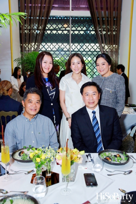 งานเลี้ยงต้อนรับ ‘คุณแทมมี่ ดักเวิร์ธ’ สมาชิกวุฒิสภารัฐอิลลินอยส์ สหรัฐอเมริกา มาเยือนไทยอย่างอบอุ่นด้วยเมนูอาหารไทยสุดวิจิตรตำรับรอยัล โอชา
