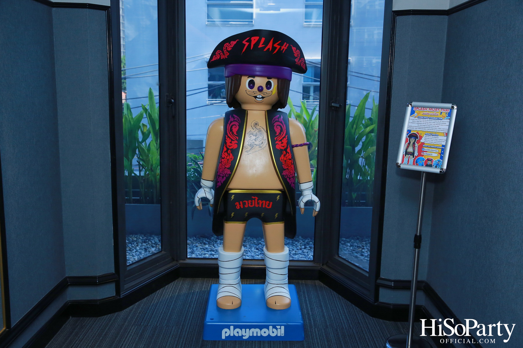 Club 21 x WISHULADA ในงาน Urban Collectibles 2023 by Mango Art Festival x Public House