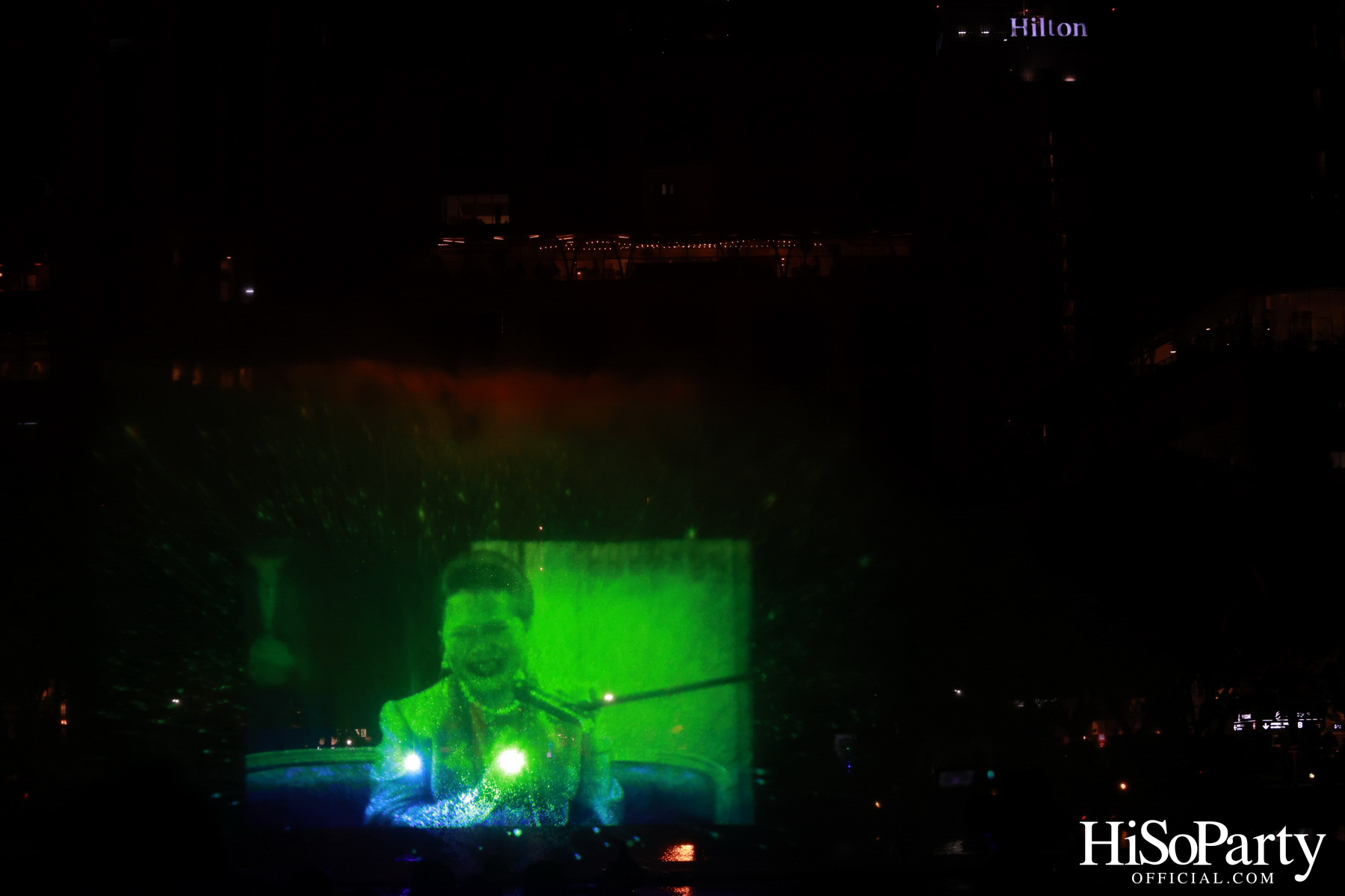 งานแสดงม่านน้ำและน้ำพุดนตรี ชุด ‘แม่แห่งแผ่นดิน ผู้ทรงพระมหากรุณาธิคุณ’