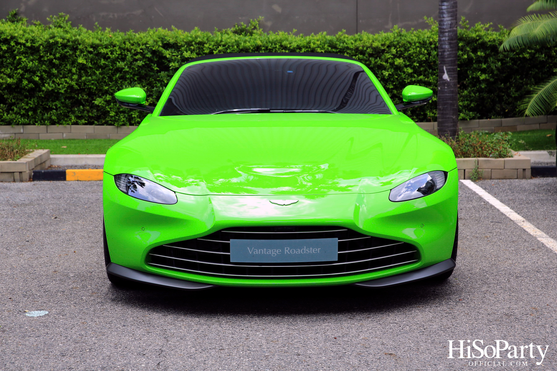 Aston Martin Bangkok ฉลองครบรอบ 75 ปี ของยนตรกรรมสายพันธุ์ DB เปิดตัว Aston Martin DB12 อย่างเป็นทางการในประเทศไทย