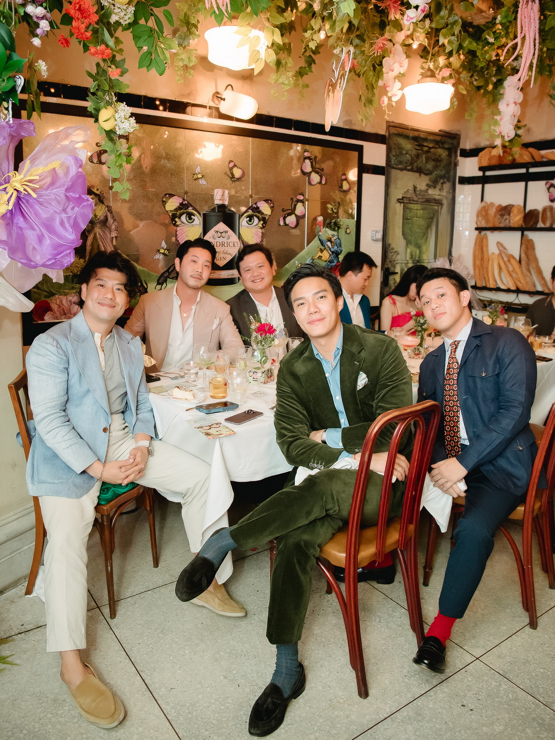 Hendrick’s Flora Adora ความสดชื่นที่จับต้องได้ บานสะพรั่งแล้ววันนี้ใจกลางกรุงเทพมหานคร